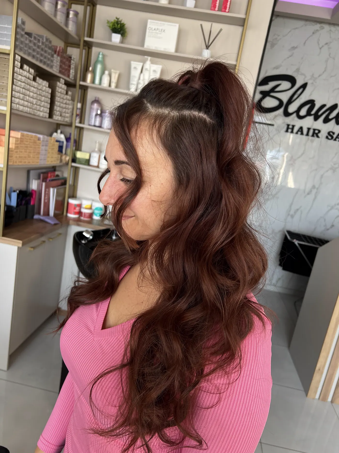 Blondie’s hair salon — fotografija 10